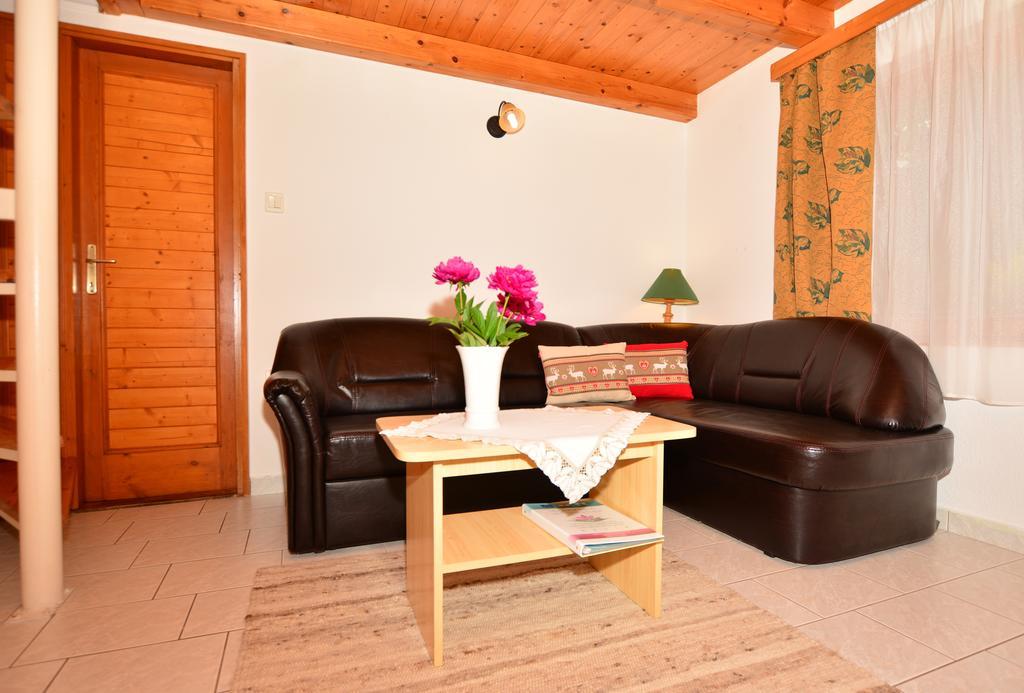 Viragoskert Apartman Hévíz 客房 照片