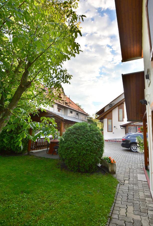 Viragoskert Apartman Hévíz 外观 照片